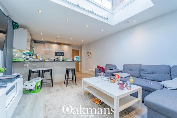 7 bedroom house to rent - Photo 1