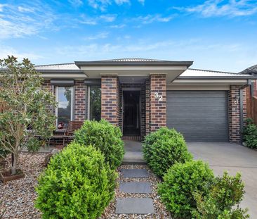 32 Bisham Street, Mickleham, Vic 3064 - Photo 4