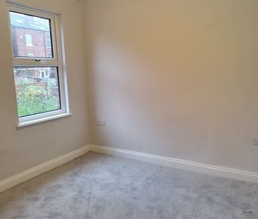 1 Bed Terraced House, Valley Road, S8 - Photo 4