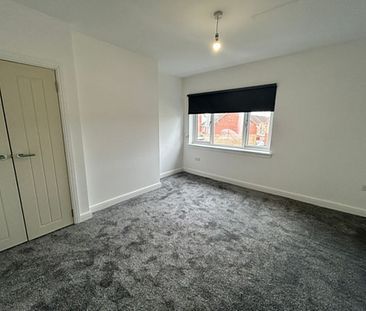 3 Bedroom Property To Rent - Photo 3