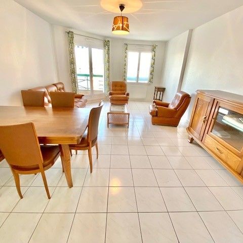 Location Appartement 3 pièces Meublé 73m² LYON 7ème - Photo 1