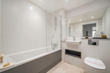 2 bedroom apartment to rent - Photo 4