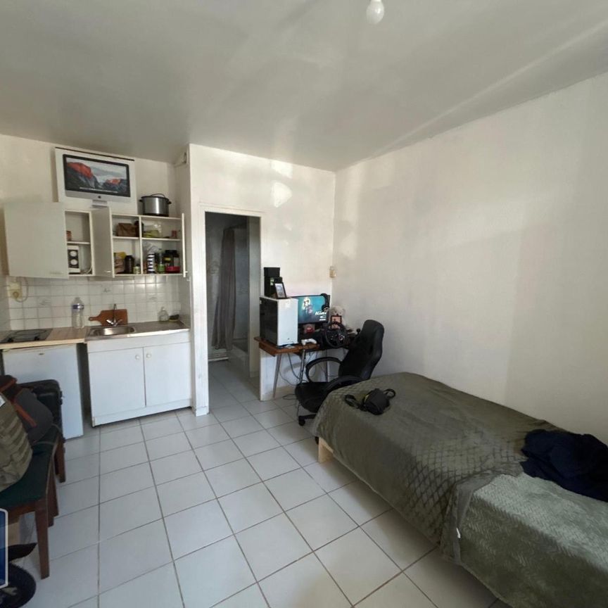 Location Appartement 1 pièce 20m² ANGOULEME 16000 - Photo 1