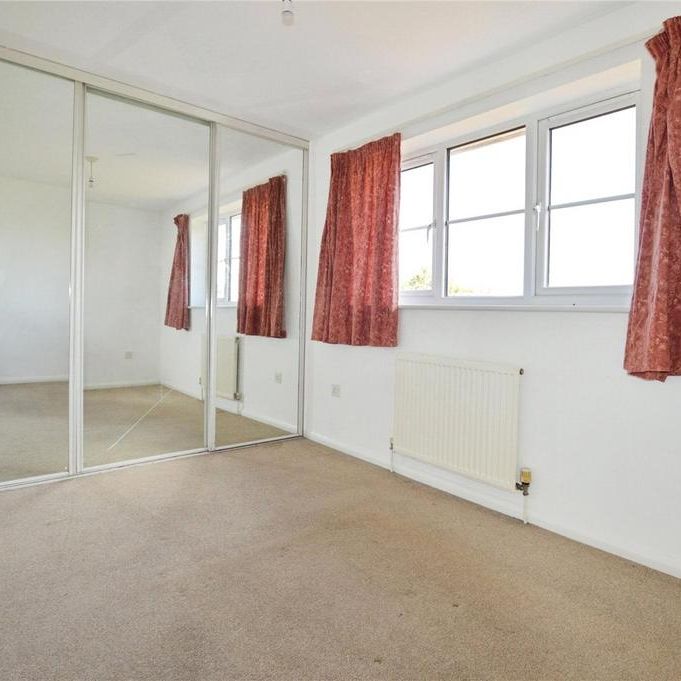2 bedroom end of terrace house to rent - Photo 1