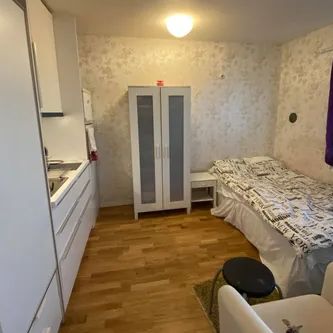 Private Room in Shared Apartment in Huvudsta - Foto 1