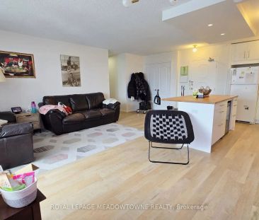 1964 Main Street W #904 - Photo 5