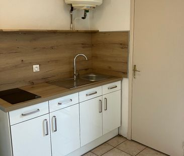 Location Appartement 1 pièce 21m² NARBONNE 11100 - Photo 3