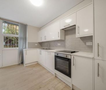 6 bedroom terraced house to rent - Photo 4