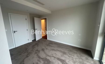 2 Bedroom flat to rent in Saxon House, Kings Road Park, SW6 - Photo 4