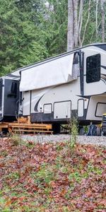 High end RV for rent - Photo 4