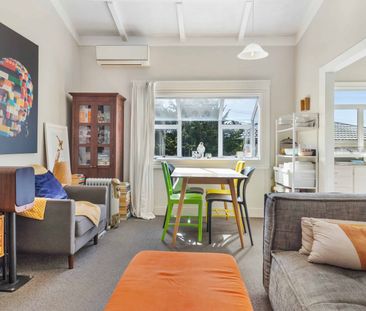 Spacious Family Living with Large Yard & Garaging - Photo 3