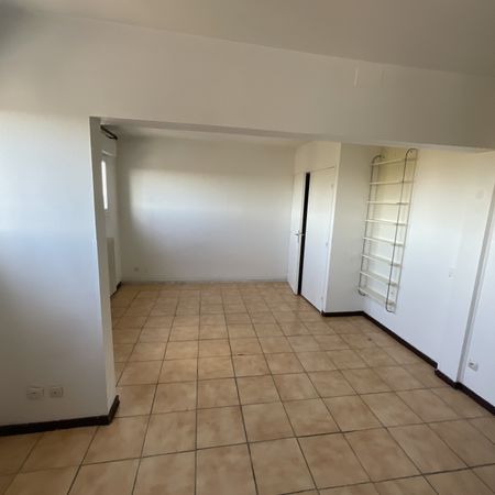 Location Appartement 1 pièce 27m² BOURGES 18000 - Photo 4