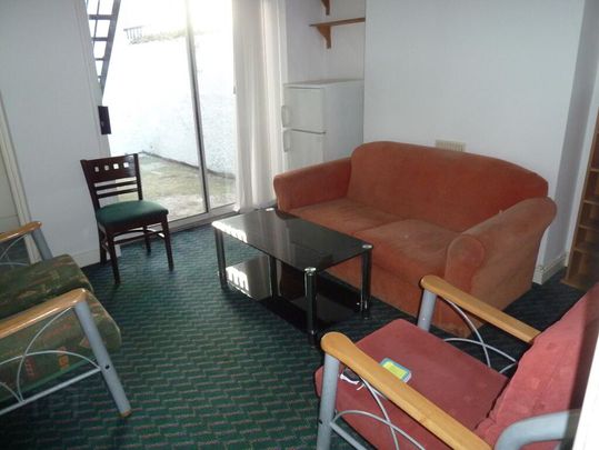 Unit 1, 104 University Avenue, Belfast, BT7 1GY - Photo 1