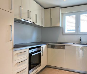 Sehr gepflegte 3,5-Zi.-Wohnung mit grosser Terrasse - Photo 6