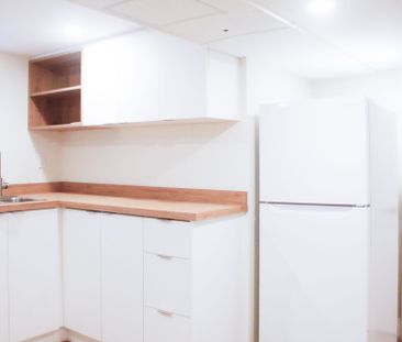 For Lease - 65 Glenwood Crescent, Toronto, Ontario - Photo 2