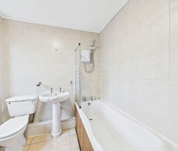 3 bed end of terrace house to rent in NE17 - Photo 6