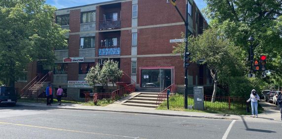 One-Bedroom (3.5) Large - 4605 4615 Ave Van Horne, Montréal - Photo 2