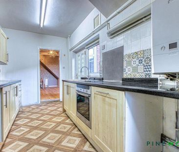 3 bedroom duplex to rent - Photo 2