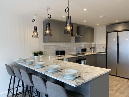 5 bedroom house of multiple occupation to rent - Photo 4