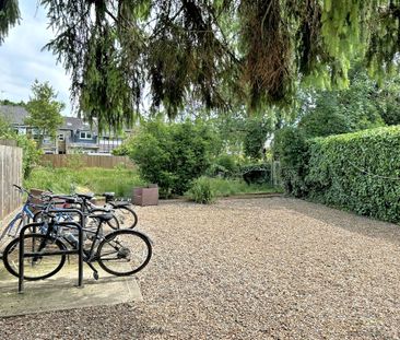 A one bedroomed apartment located in the popular Gwydir Street area... - Photo 5