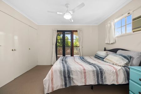 101 Dewar Terrace, Sherwood QLD 4075 - House For Rent | Domain - Photo 3