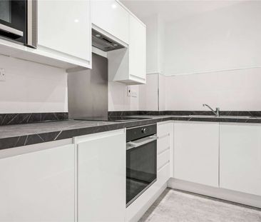 A one bedroom apartment close to Angel Station - Photo 1