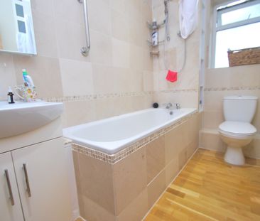 Grosvenor Bridge Road, Bath - Photo 1