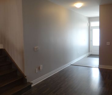 For Lease - 8 Jericho Avenue, Georgina, Ontario - Photo 6