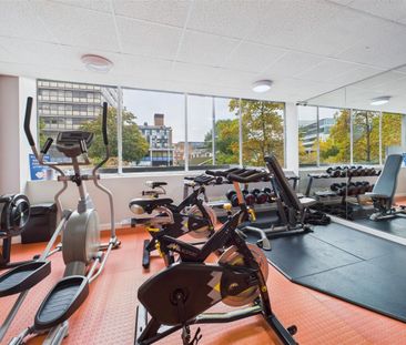 1 bedroom Studio flat to rent - Photo 1