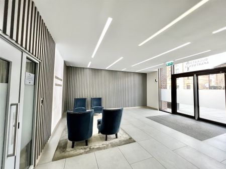 Blackfriars Road, - Photo 2