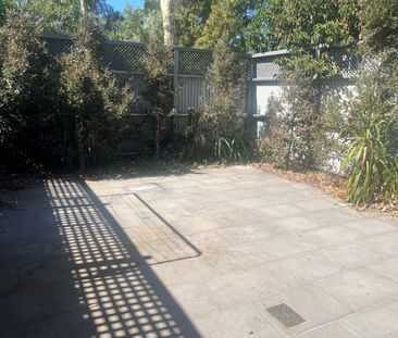 A Windsor hidden Gem!!! - Photo 6