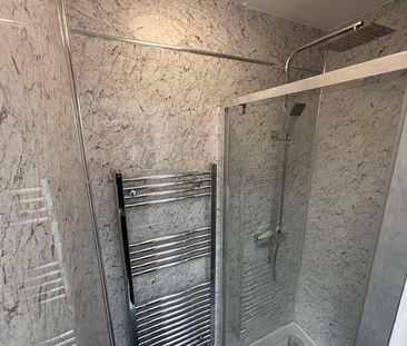 Priory Road, SO17 - Photo 5