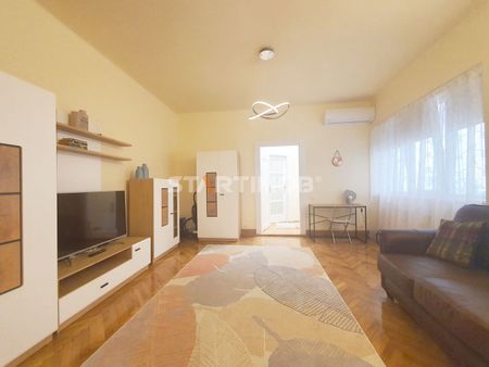 Apartament mobilat Ultracentral zona Pietii Sfatului - Fotografie 5