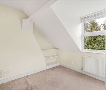 A two double bedroom duplex maisonette in this converted Victorian ... - Photo 5