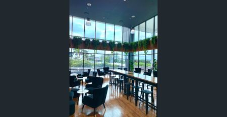 Southport Central - Fully Furnished 3 bedroom - Photo 5