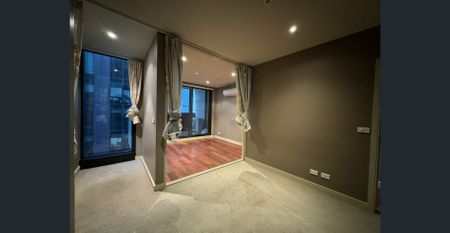 Comfortable Two-Bedroom Apartment in the Istana Building - Photo 4