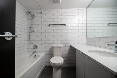 Barclay Towers - Photo 2