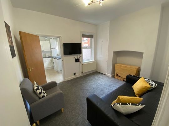 Rose Street, Haxby Road - P1488 - Photo 1