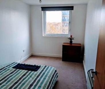 3 bedroom apartment to rent - Photo 4