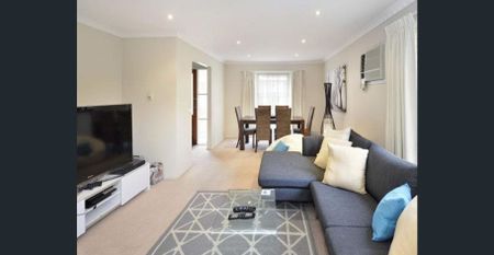 Location, Location Location - Photo 4