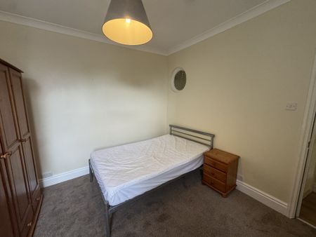 Second Avenue, Heworth - P10188 - Photo 4