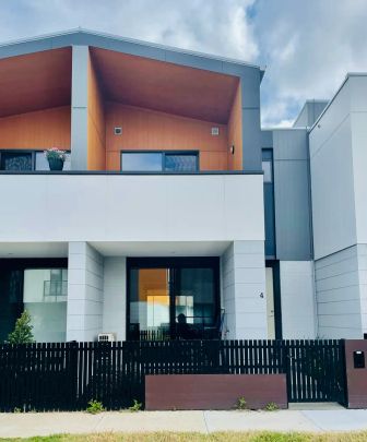 “Fully furnished modern Luxury Living in Tribecca Village Coastal!” - Photo 1