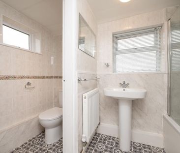 3 bedroom terraced house to rent - Photo 6