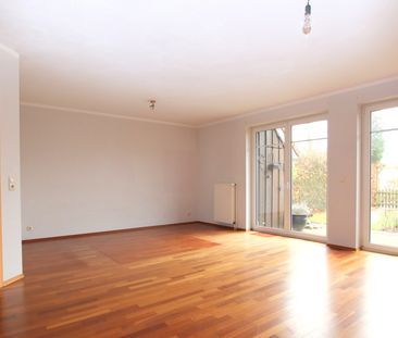 Reihenmittelhaus mit Terrasse und Carportstellplatz in Bad Zwischenahn - Foto 2