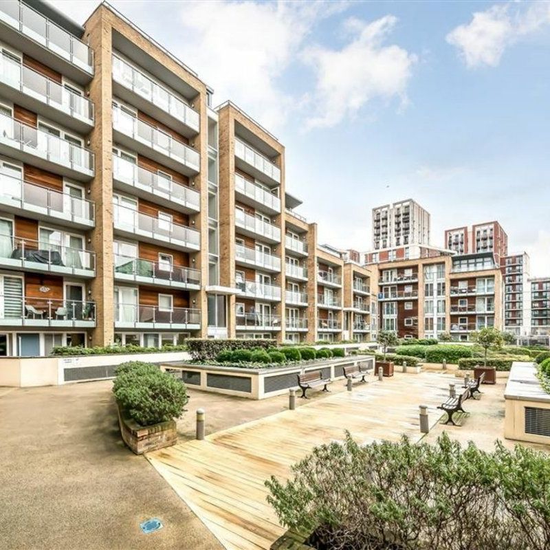 Battersea Park Road - Photo 1