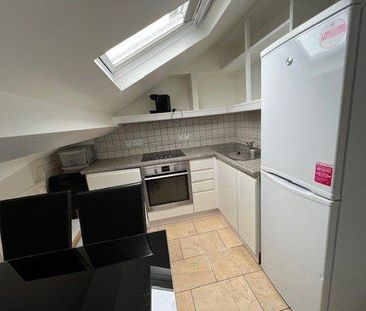 Studio to rent - Photo 4