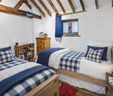 2 bedroom barn conversion to rent - Photo 4