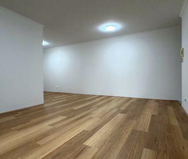 Freshly Updated Two Bedroom Unit - Photo 6