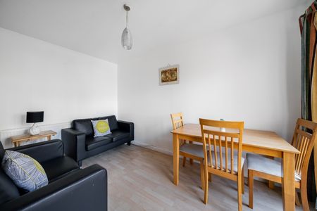 4 Bed End Terrace, Indigo Mews, E14 - Photo 4