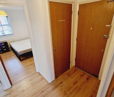 2 bedroom flat to rent - Photo 6